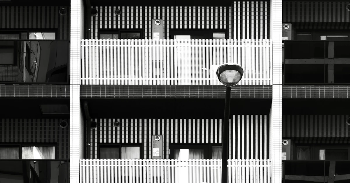 Strefy wolne od Airbnb i zakaz od wspólnoty — co szykuje rządowa autopoprawka dla właścicieli apartamentów